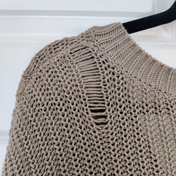 Sage Green PINK Victoria's Secret Sweater - Picture 6 of 6